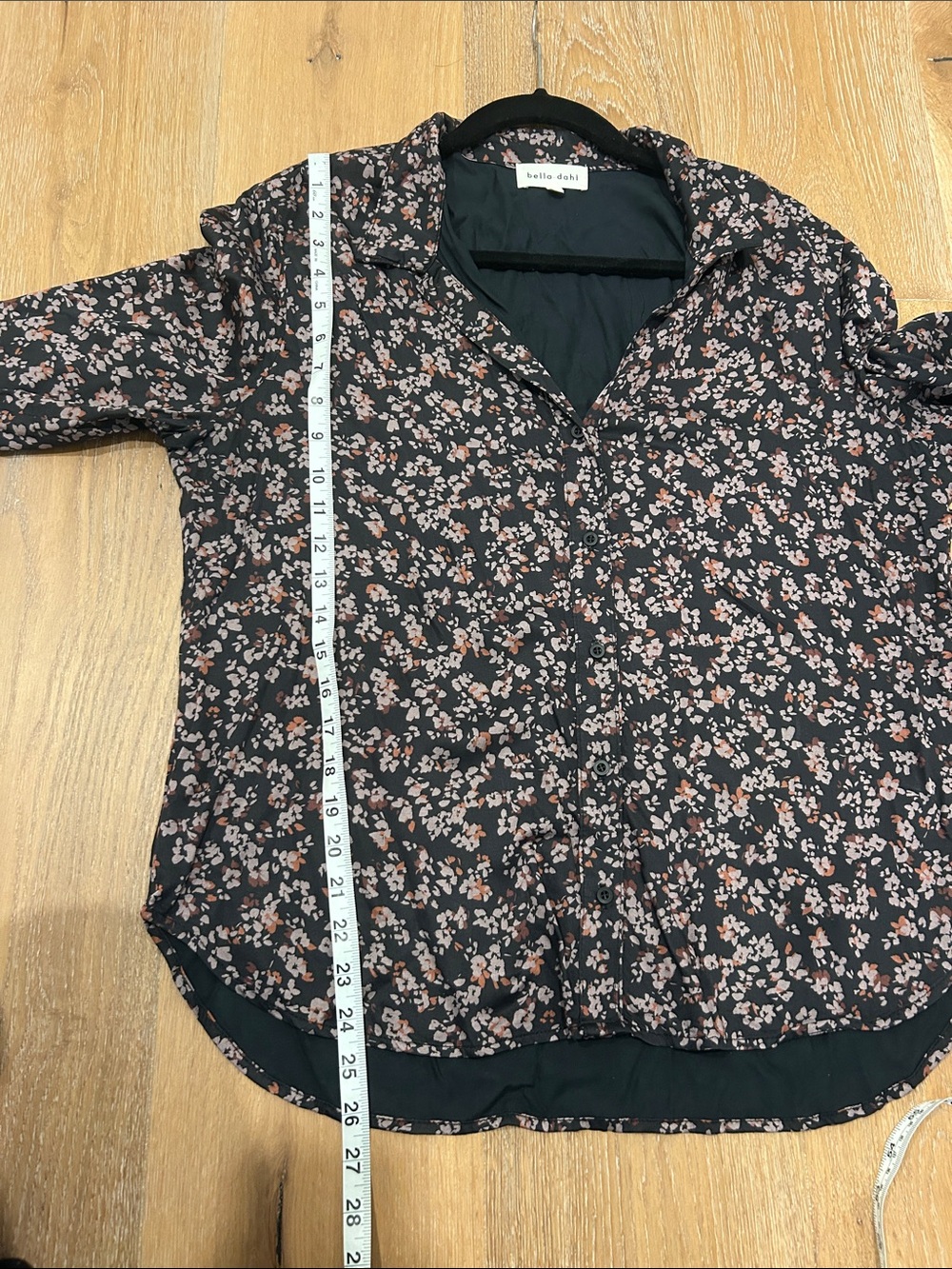 Bella Dahl Black Floral Button-Front Blouse - Picture 8 of 8